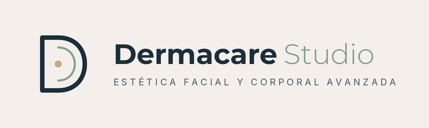 Logotipo de Dermacare Studio